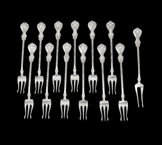 13 Antique Whiting Duke Of York 1900 Sterling Silver Cocktail/Seafood Forks