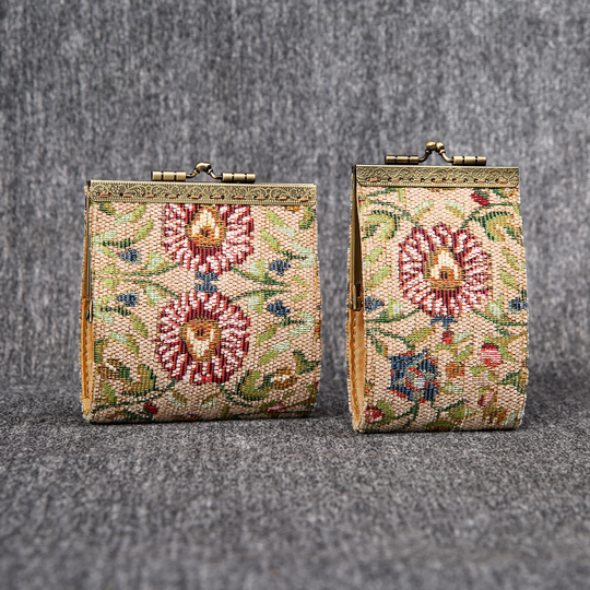 Card Wallet Vintage Handsewn Carpet Holder Kiss Lock Pouch Clasp Bridesmaid Gift For Her Oriental Beige
