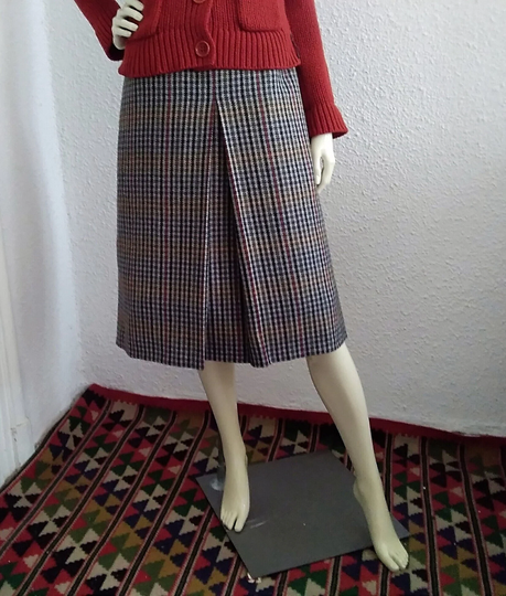 80S Does 50S Wool Skirt Herringbone Tweed Autumnal Elegant Classic 46 Size Midi Casual Office Secretary