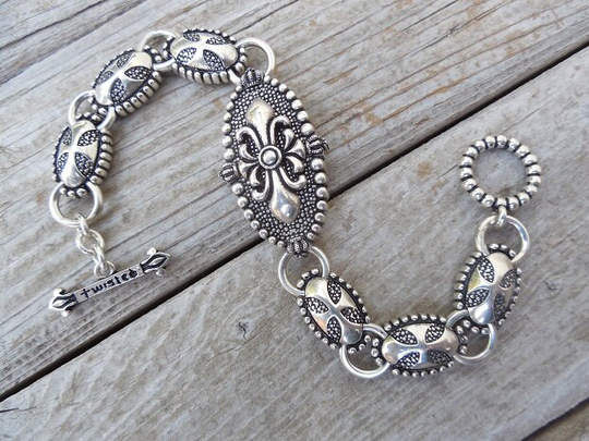 On Sale Large Fleur De Lis Bracelet in Sterling Silver 925