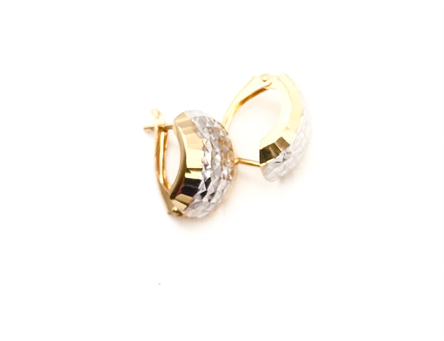 Elegant Two-Tone Gold Stud Earrings Handmade By Italian Artisans Perfect Gift For Your Loved One 18K Hammered