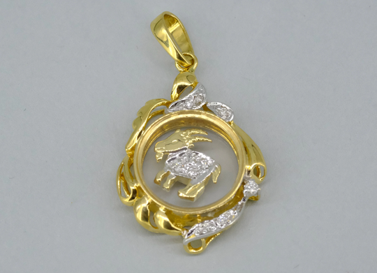 Vintage 18K Gold & Diamond Spinning Goat Zodiac Pendant - Ww