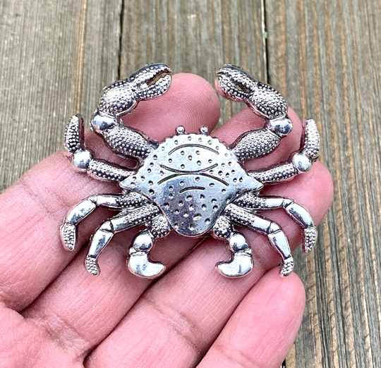 Large Silver Carved Crab Pendant Antique Design Vintage Style Hammered Yoga Mala Long Sweater Necklace Diy Bohemian Jewelry Findings Gift