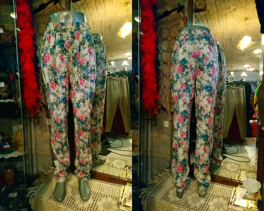 Vintage Roses Pattern Lightweight Material Summer Pants. Elastic Waist. Two Pockets. Size S. Please Check The Dimensione Code 563
