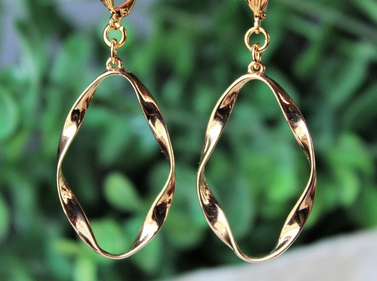 Twisted Hoop Dangle Earrings.metal.hammered.oval Drop.bridal.statement.infinity.big.gold.gold.clip On Earrings.birthday.gift. Handmade