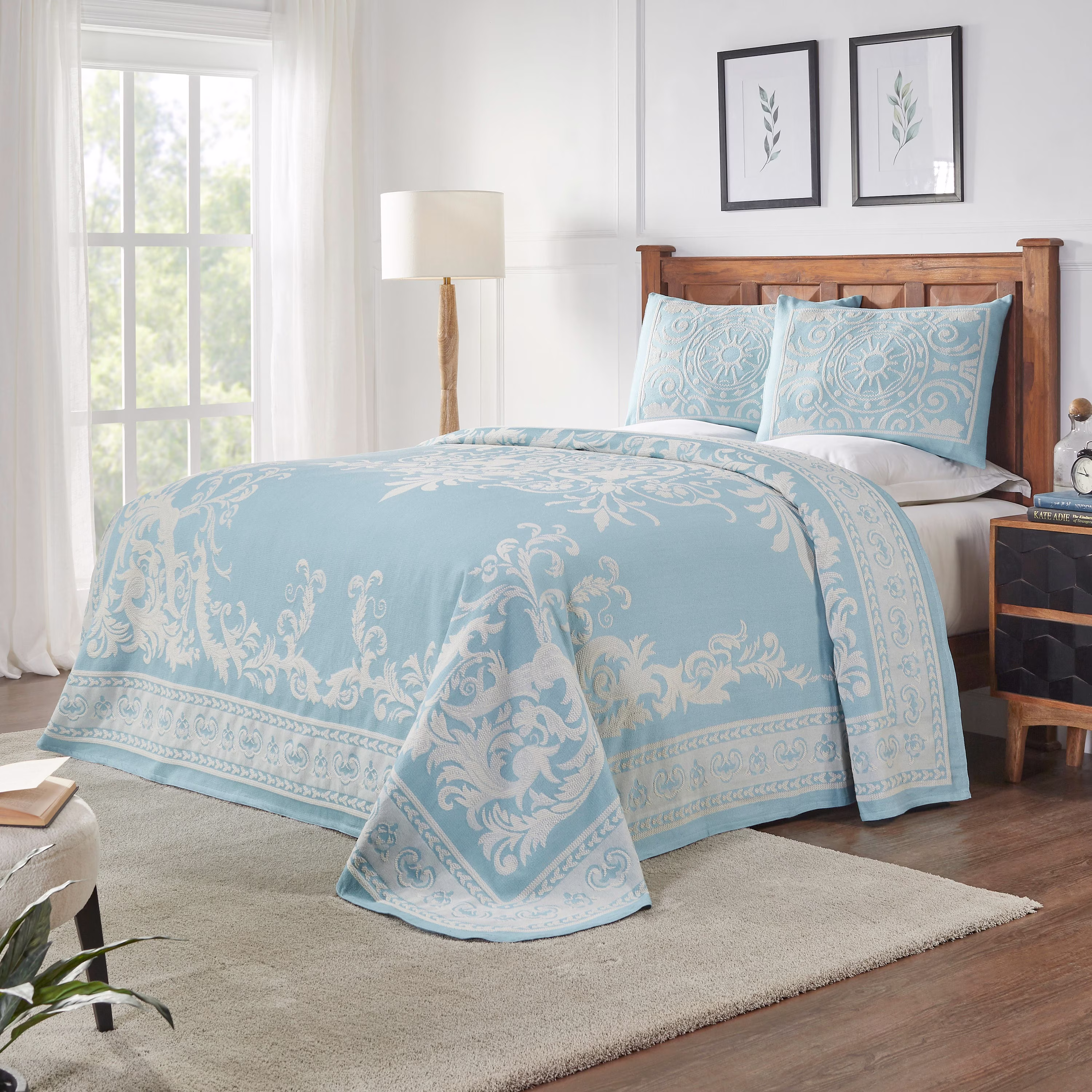 Medallion Lightweight Cotton Blend Woven Jacquard Oversized Bedspread Set With Pillow Shams - Soft, Durable, Oeko-Tex Certified Home Decors