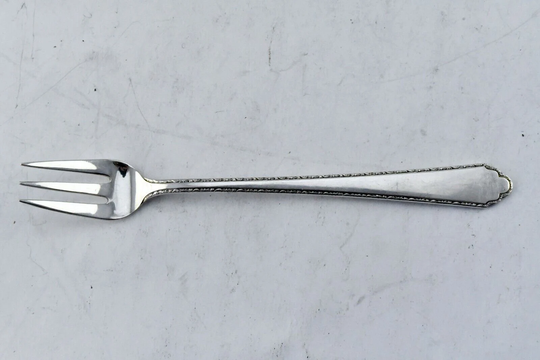 William & Mary By Lunt Sterling Silver 5 1/2" Cocktail Seafood Fork .58Oz