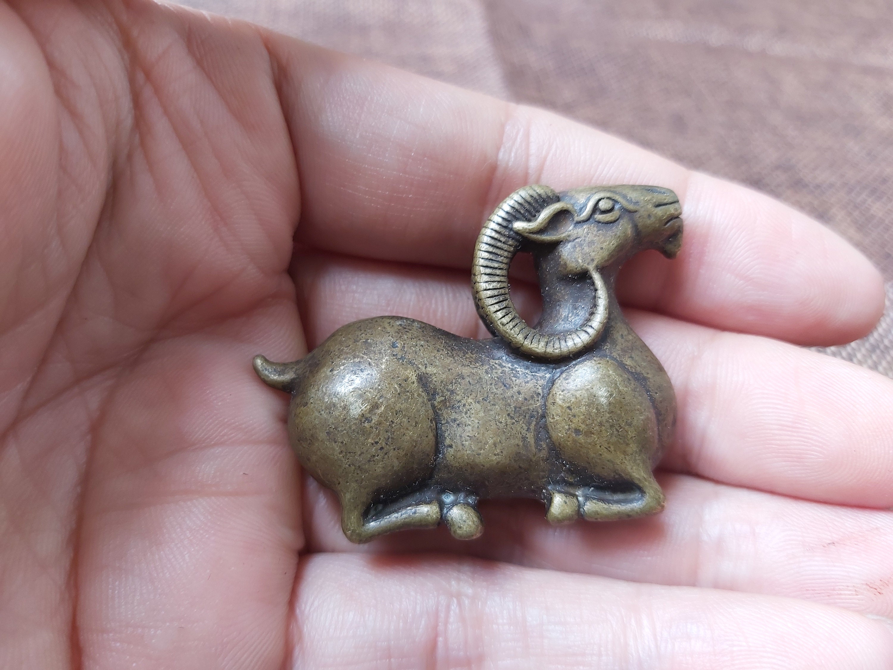 76G Brass Handmade Ram Horn Sheep Argali Figures Sculpture Brozen Collection Status Ornament - Ornaments
