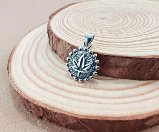 Dainty Maple Leaf Beaded Medallion Silver Pendant, 925 Sterling Jewelry, Autumn Pendant Gift