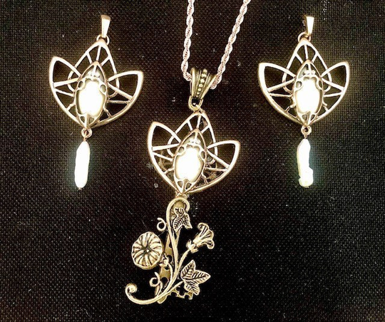 Key Necklace Arts Deco Old Gold With Foliage, Stylized Beetle, White Mother-Of-Pearl