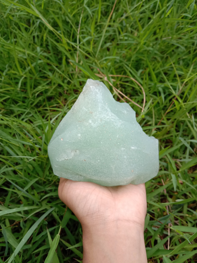 840 Gr Andara Crystal Bluish Green With Bubbles Inside Of Raw