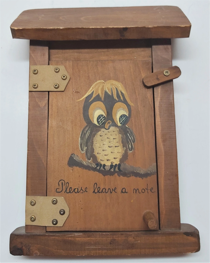 Vintage Wood Message Board With Owl Wall Hanging