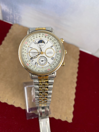 Vintage Retro Sekonda Moonphase Quartz 38mm Watch Moon Phase Perpetual Lunar Calendar Gold Tone Dress Date Rare