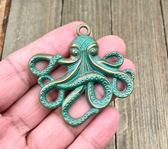 Large Bronze Patina Octopus Pendant Antique Design Vintage Style Sea Lover's Yoga Mala Long Sweater Necklace Diy Bohemian Jewelry Findings