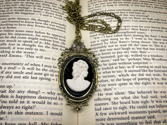 Downton Abbey Titanic Inspired Regency Edwardian Cameo Necklace