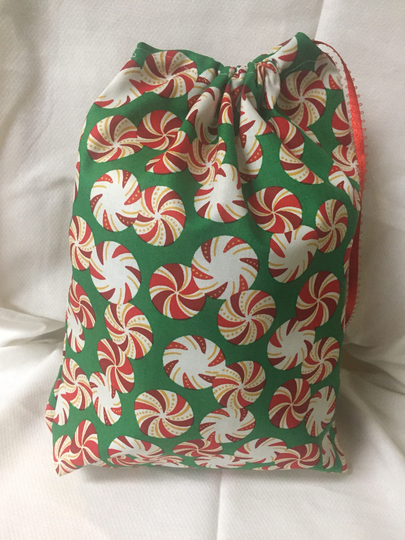 Christmas Fabric Gift Bag Eco Friendly Drawstring Reuseable Wrap Size 10.5 Inches X Red & White Candies