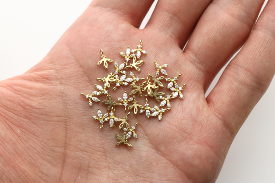 Raw Brass, Minimal Leaf Cubic Charm, Brass, Cubic Zircnoia, Jewelry Making Supplies, 5 Pcs, [Rn37-P2]