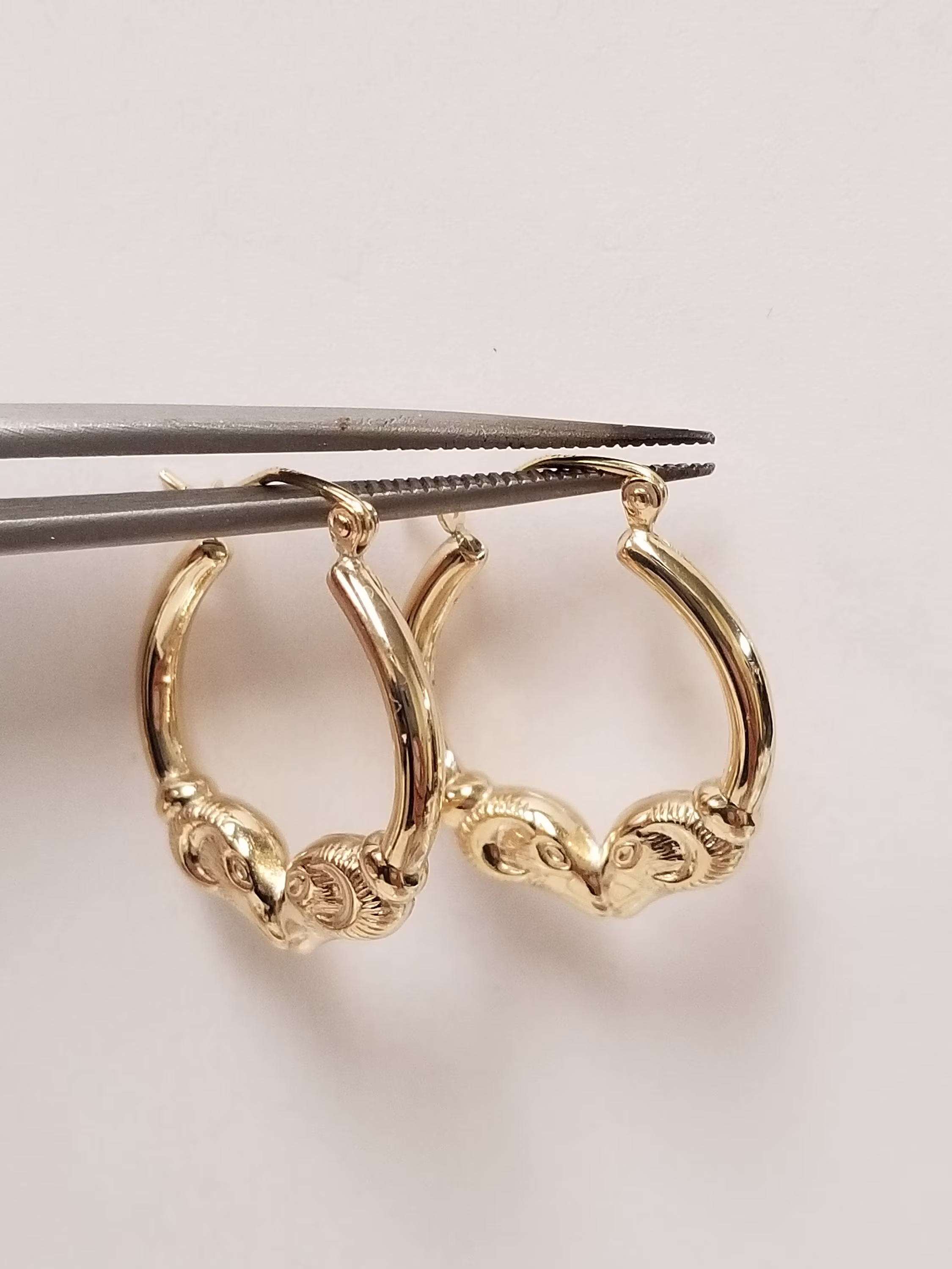 7/8" Estate New 14K Yellow Gold Medium La Rams Hoops Earrings Design G409