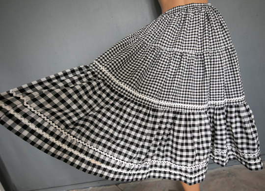 80S Vintage Cotton Linen Blend Midi Length Skirt/Provencal Full Circle Gingham Country Skirt/M