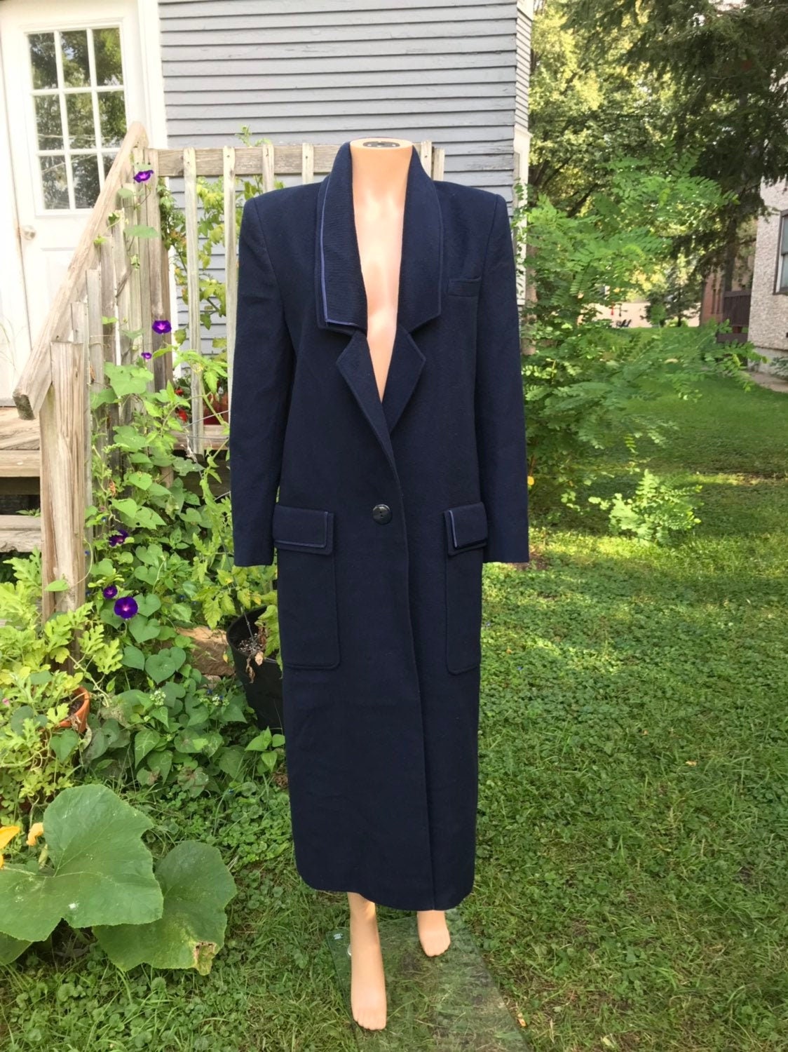 80's Louis Feraud Wool/Cashmere Blend Navy Blue Coat Sz 4