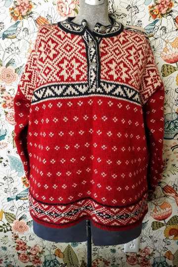 Vintage 1980S Era Ll Bean Henley Style Laces Sweater. Wool Blend, Red/Beige/Navy, Silver Metal Buttons. Size M/Medium. Free Shipping