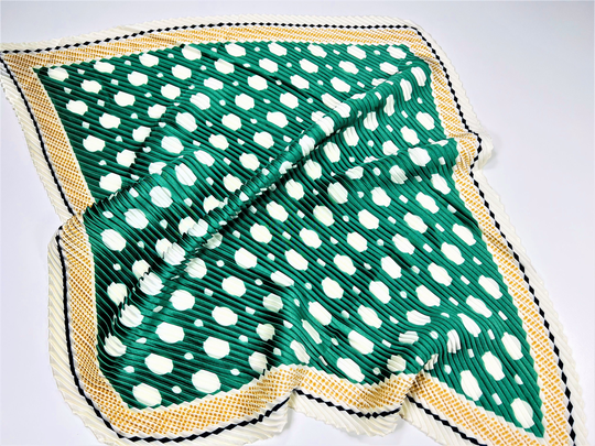 Crinkle - Green Square Scarves Silk Blend Head Neck Scarf Neckerchief Silky Bandanas Polka Dots Green Scarf