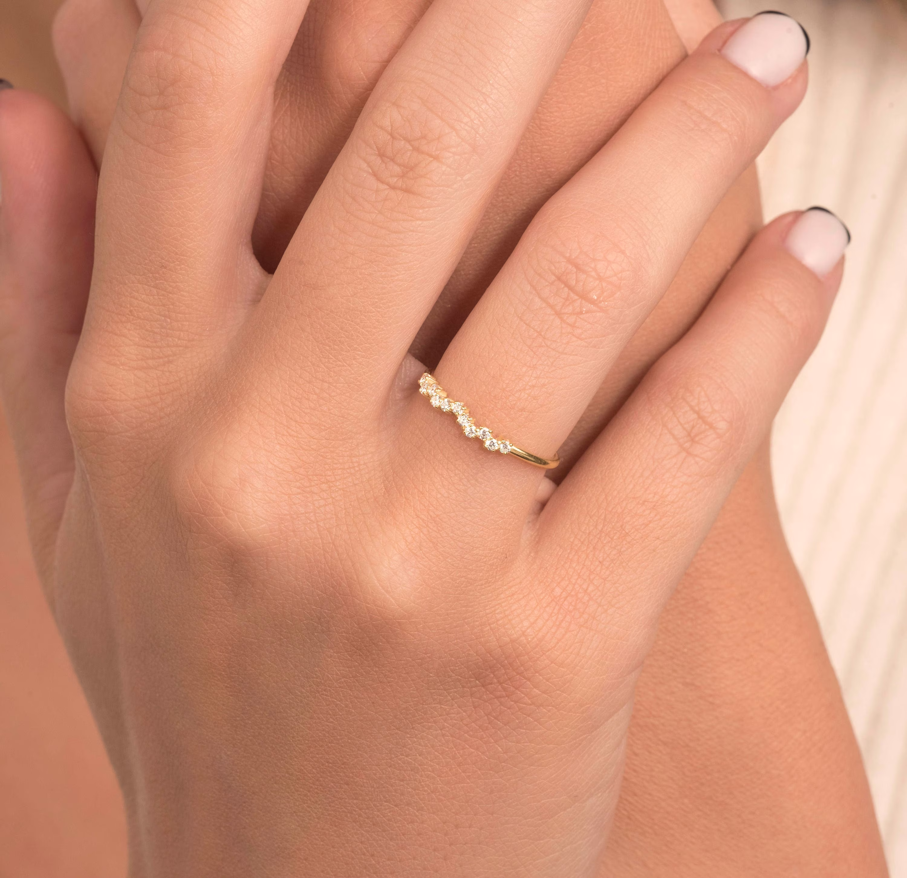 14K Solid Gold Curved Cluster Ring, Wedding Band Ring in Gold, Dainty Anniversary Gift