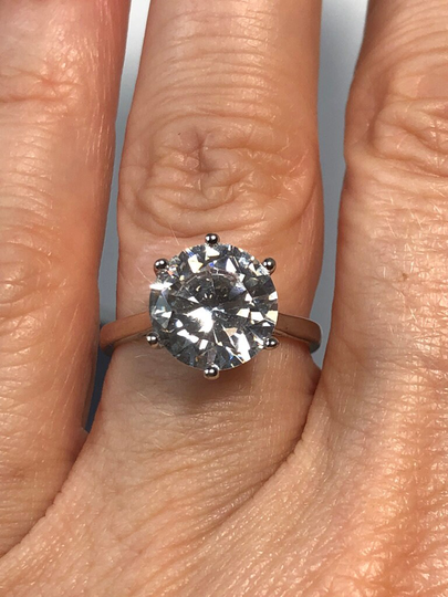 A Handcut 3Ct Round Brilliant Cut Grade 5A Cubic Zirconia Solitaire Engagement Anniversary Ring