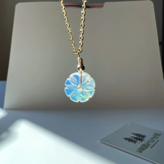Opalite Flower Necklace |Dainty Opalite |sterling Silver |Healing Crystal
