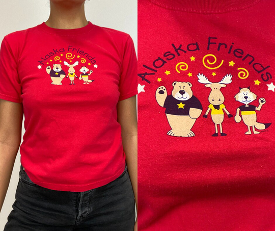 Vintage Alaska Friends Shirt. Red T-Shirt. Small. Medium. Bear, Moose, Fox