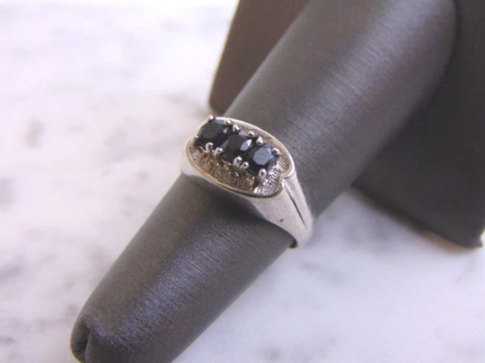 Womens Sterling Silver Sapphire Ring 4.5G #e2843