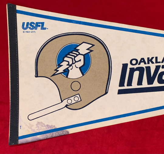Vintage Early 1980's Oakland Invaders Usfl Football Full Size Pennant