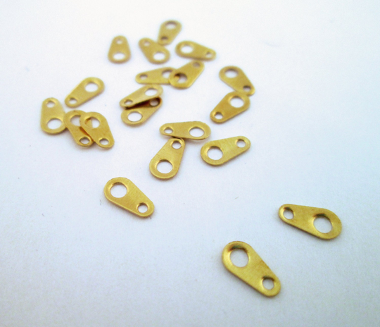 100 Gold Plated Chain Tabs, Connector Charms, 3x6mm, A47
