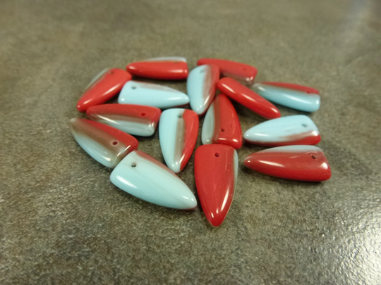 10Pc Robin's Egg Blue/Red Blend, Shield Drop Beads, 16x8mm Czech Glass, Front-Drilled Triangle