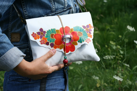 White Leather Crossbody Women Bag With Flowers, Colorful Handbag, Small Purse, Boho Style Flower Power Bag. Bright Handpainted