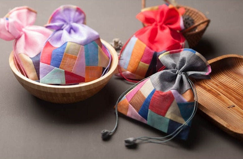 Ramie Korean Patchwork Pouch Bag/ Traditional Lucky Jogakbo Bag