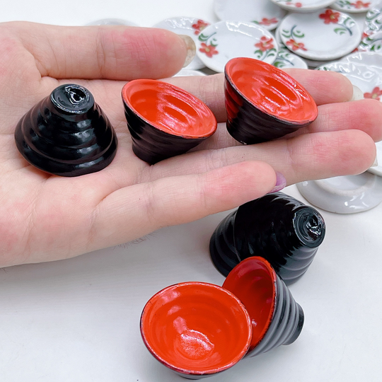 10 Pieces Miniature Ceramic Ramen Black-Red Bowl Decorate For Kitchen Doll
