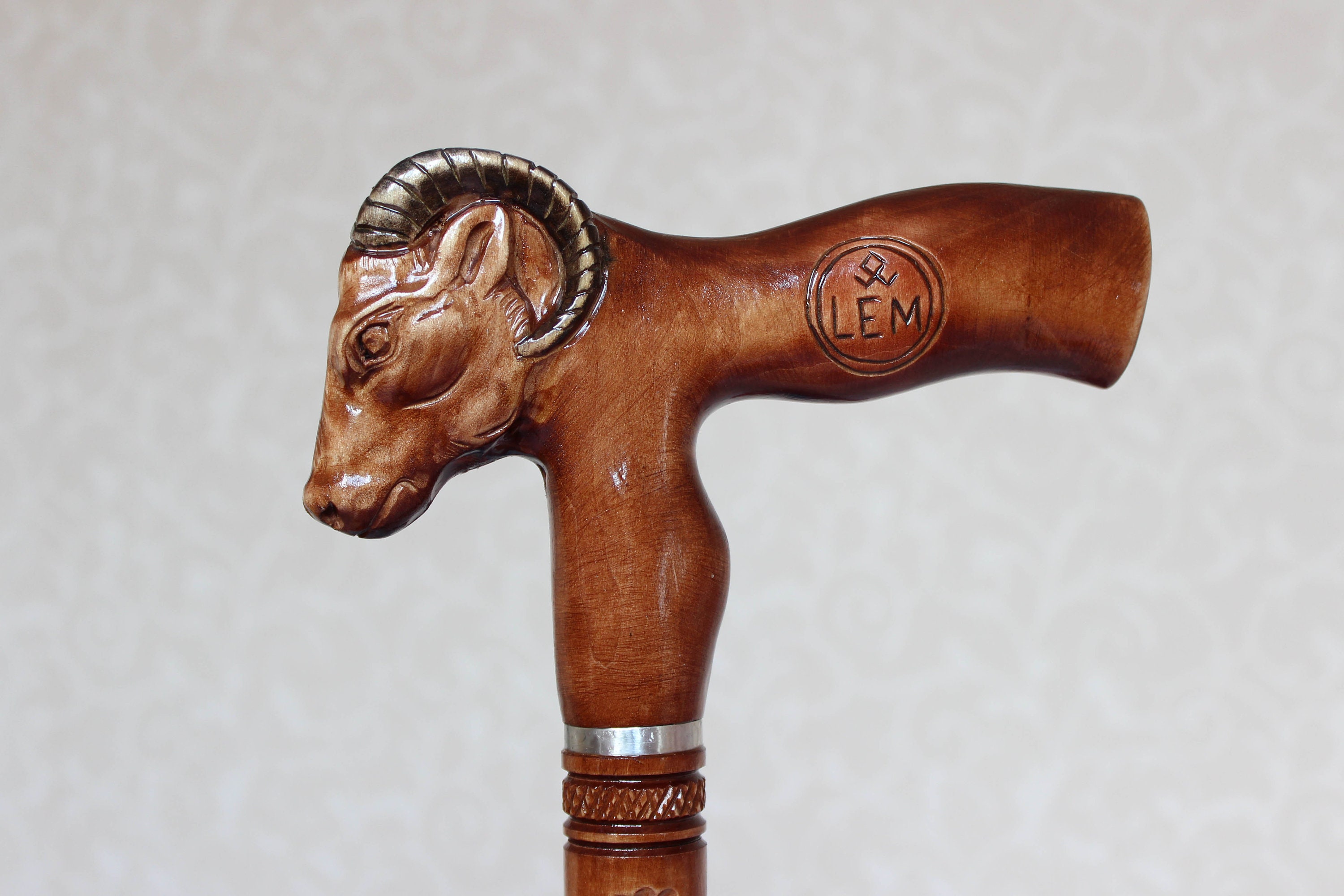 Ram Wooden Cane Carved Handle & Staff Brown Walking Stick Hiking Hand Carved Wood Canes For Men Gift Walking Sticks