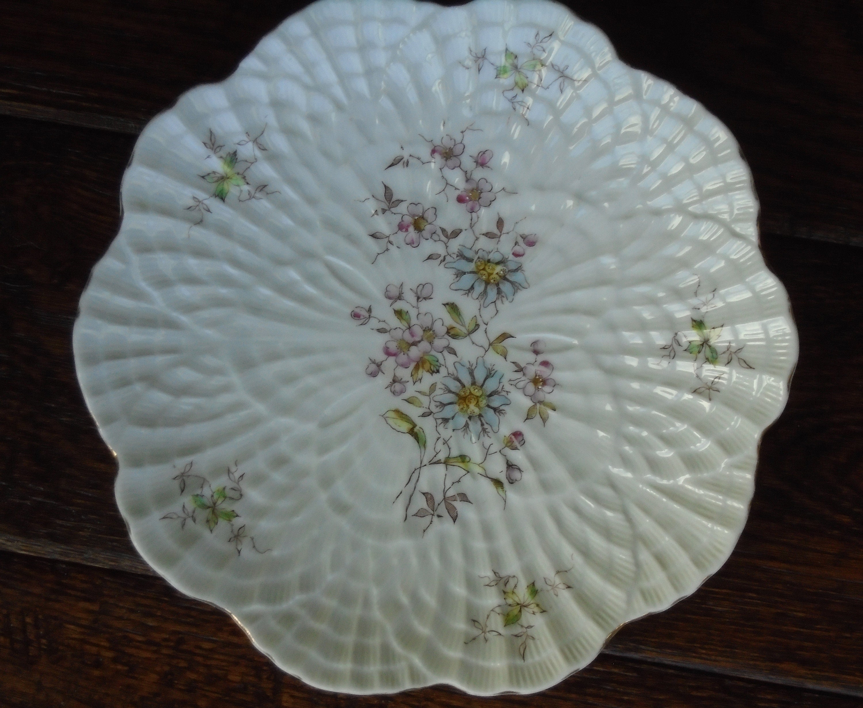 Five Shell Pattern Plates, Delicate Florals Of Blue Asters & Pink Cherry Blossoms. Luncheons, Wedding, Bridal Showers, Seafood Salad