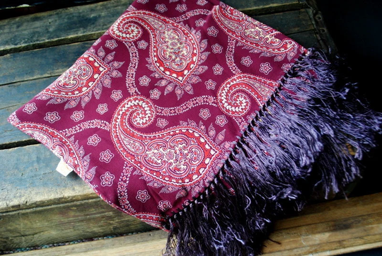 Dressy Vintage 1940, Burgundy Rayon, Double Fabric Men's Elegant Scarf With A Purple Fringe & Paisley Print. By Cisco