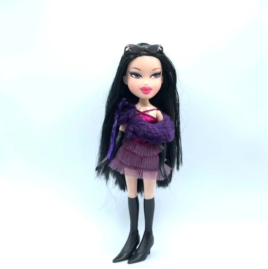 Bratz Doll #10 Rare/Hard To Find Original Outfit