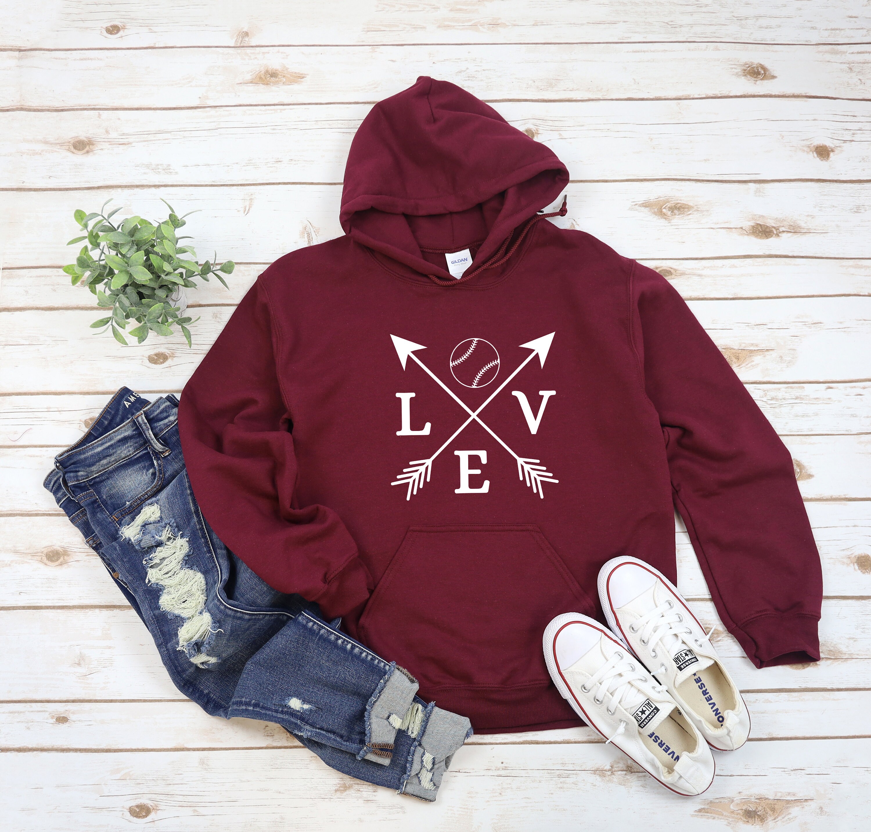 Baseball Love Arrow Heavy Blend Hooded Sweatshirt Hoodie, Mom Game Day Day, Mom, 12 Colors