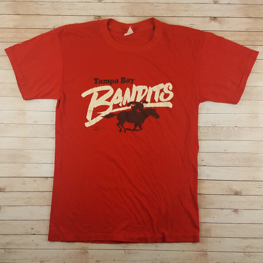 Vintage 1980S Tampa Bay Bandits Usfl Football Logo 7/Rp Sportswear Red Single Stitch Tee Shirt Size Large Fits Like Medium | 1982
