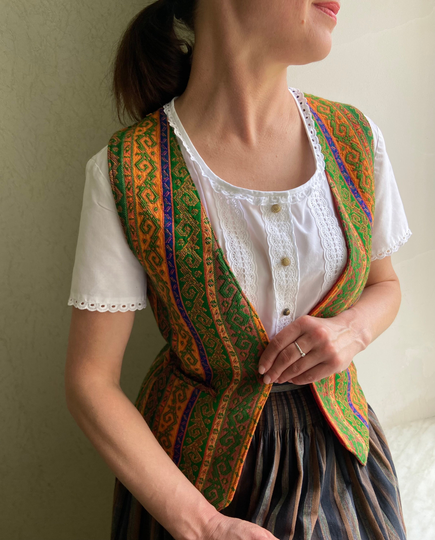 Vintage Vest, Vintage Women Vest, Tapestry Austrian Vest, Trachten Size S/M