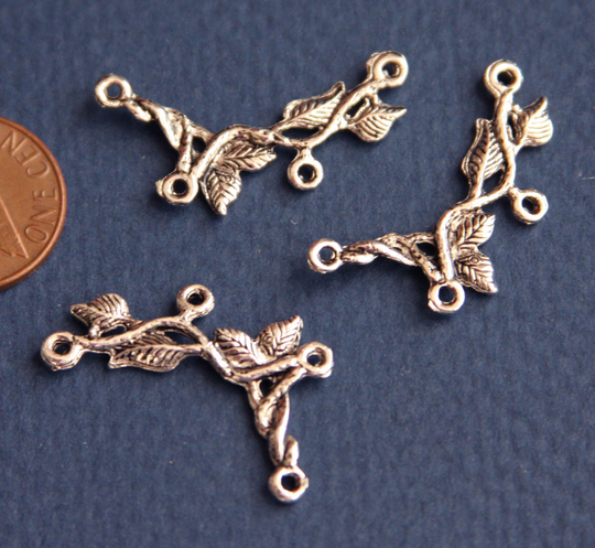 10 Pcs Antique Silver Leaf Branch Connector With 4 Loops 30x16mm