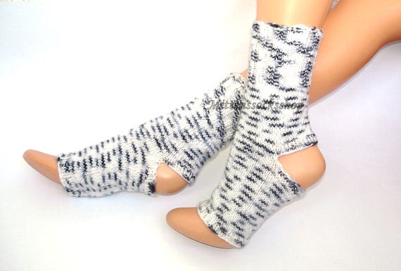 White Black Hand Knit Women's Yoga Socks Girl's Dance Pilates Flip Flop Summer Pedicure