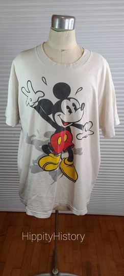 Vintage Xl Mickey & Company T Shirt. Great Graphic Of & His Shadow Walking. Slight Stain Under Right Armpit. Small Hole On Sleeve