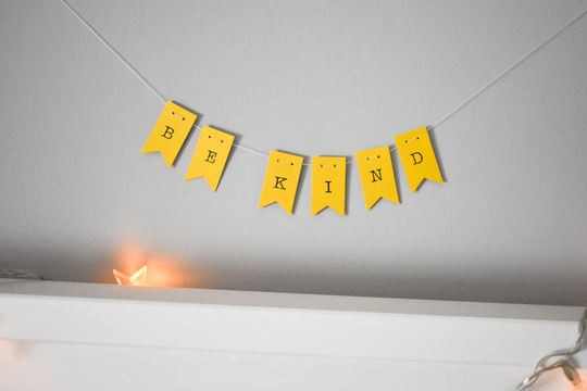 Miniature Reminder "Be Kind" Bunting, Sweet Sign, Daily