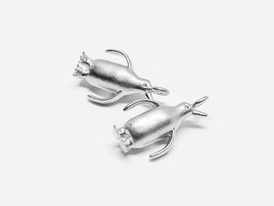 P0598/Anti-Tarnished Matt Rhodium Plating Over Brass/Penguin Pendant/8x14mm/2Pcs