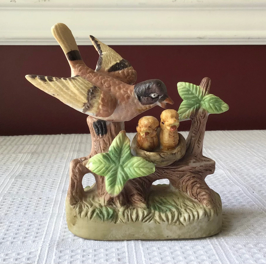 Vintage Ceramic Bird Figurine, Mother With 2 Baby Birds